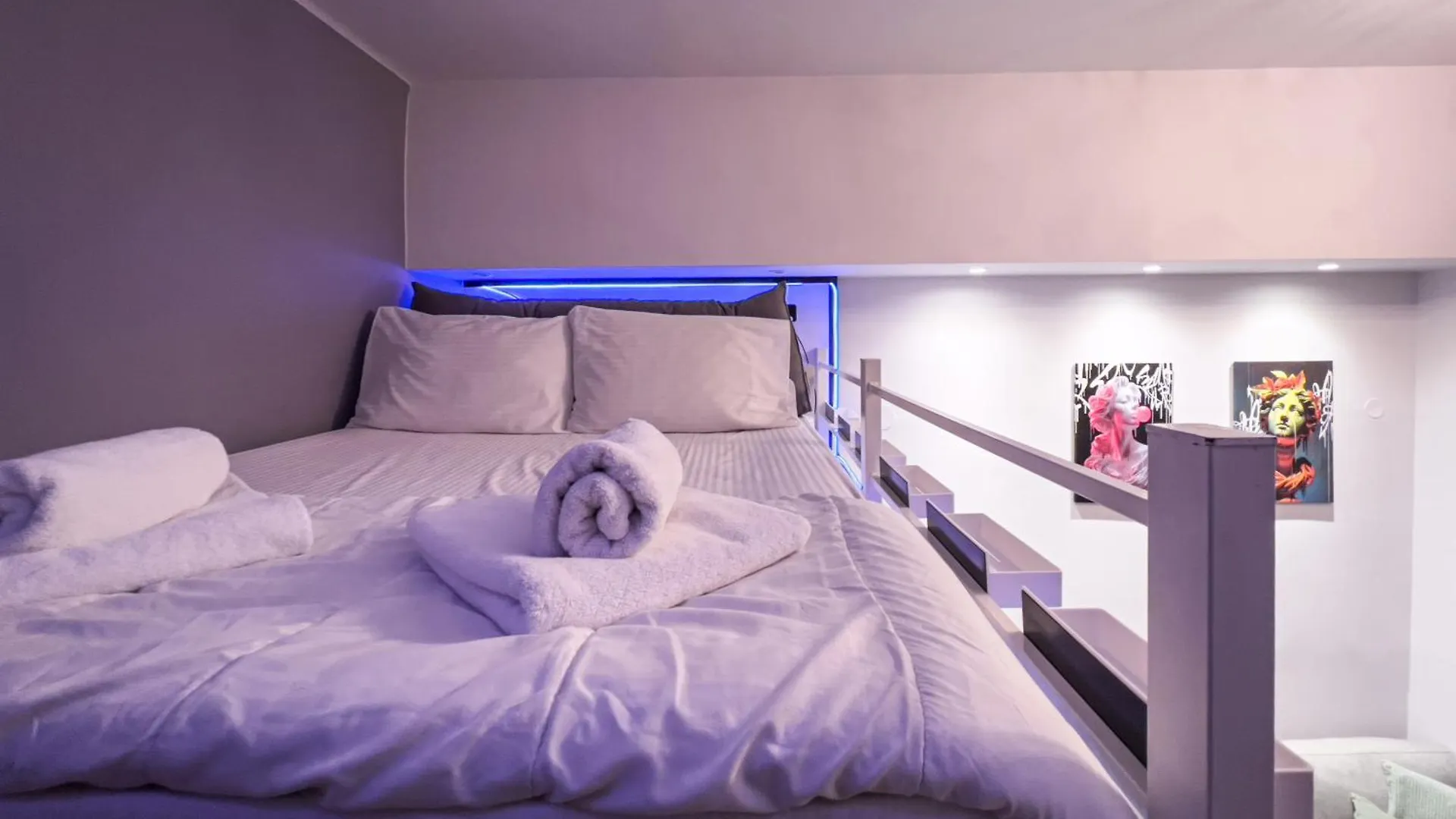 Ikaros Welcome Stay Downtown Loft - Explore Center By Foot - Close To Arch Of Galerius Thessaloniki Apartment
